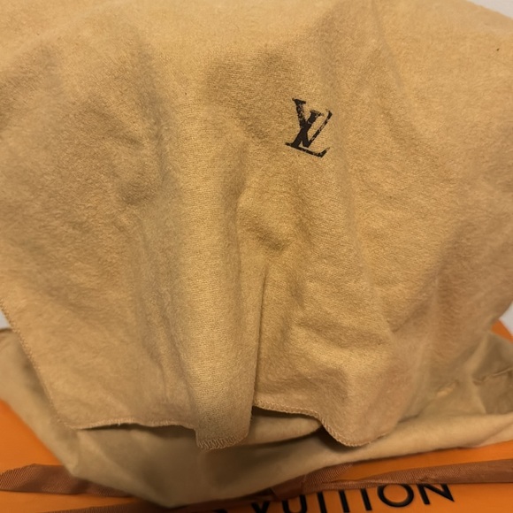 St.Jacques PM Yellow Handbag LV - Picture 8 of 8